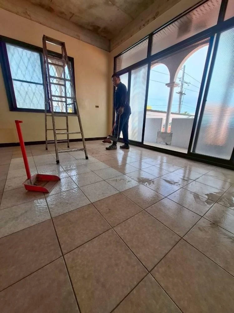 透天住宅天花板.局部櫃子拆除施工前、中、後