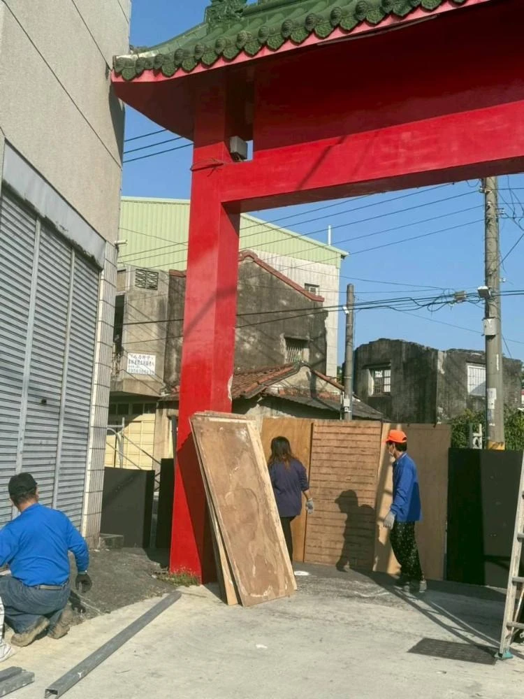 寺廟拱門拆除施工前、中、後