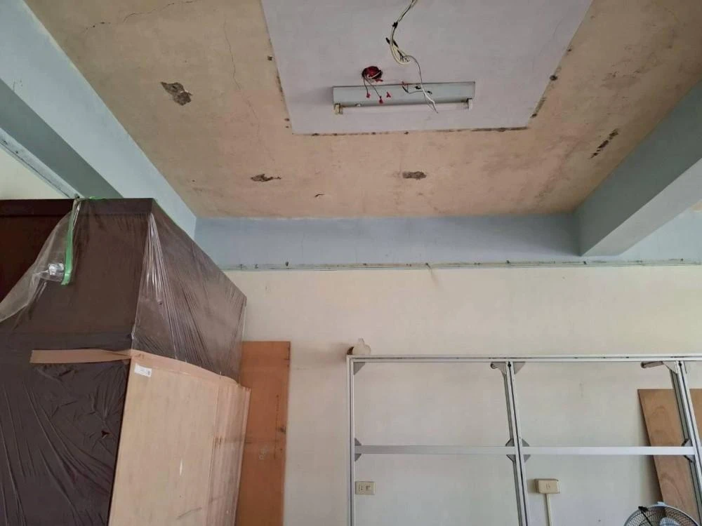 透天住宅房間天花板拆除施工前中後