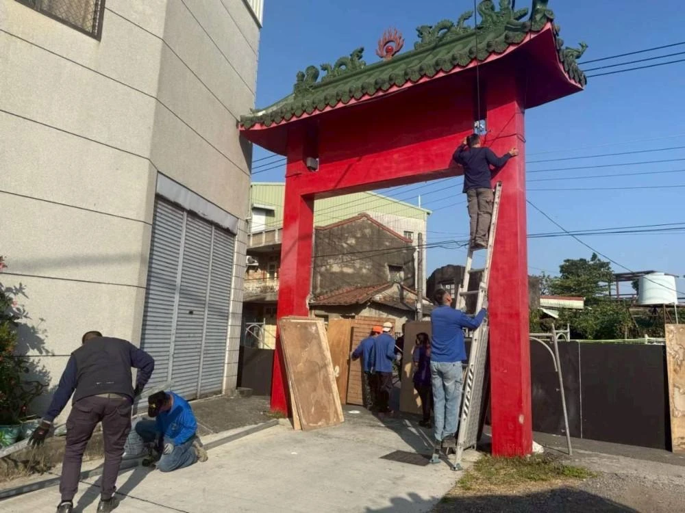 寺廟拱門拆除施工前、中、後