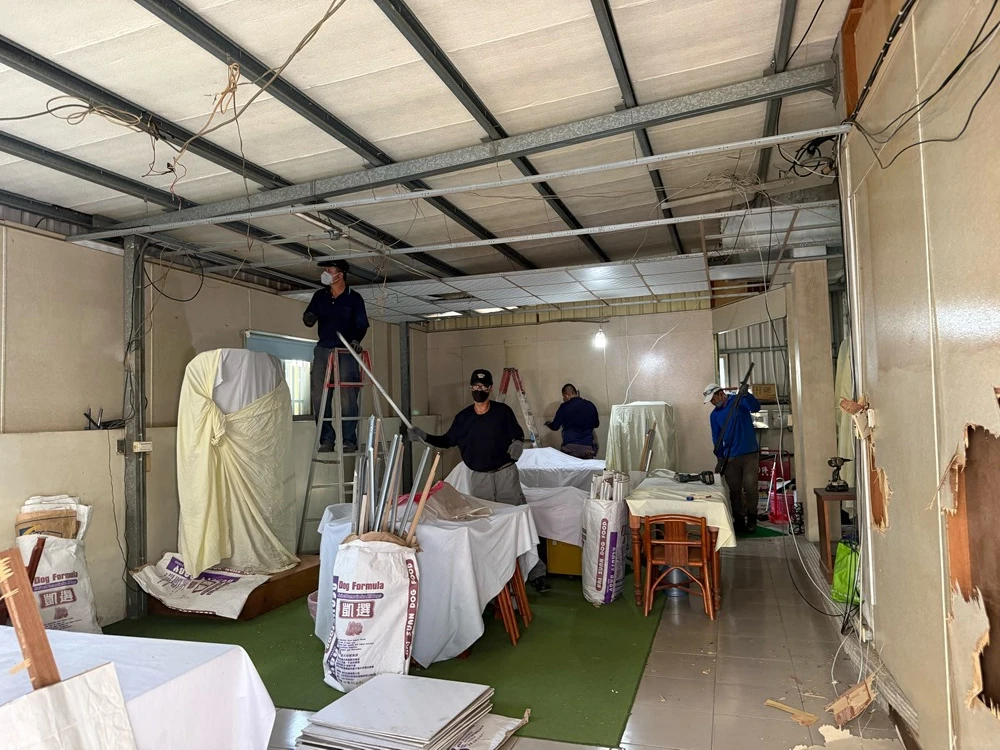 旅舍局部天花板.裝潢.吧台拆除施工前、中、後