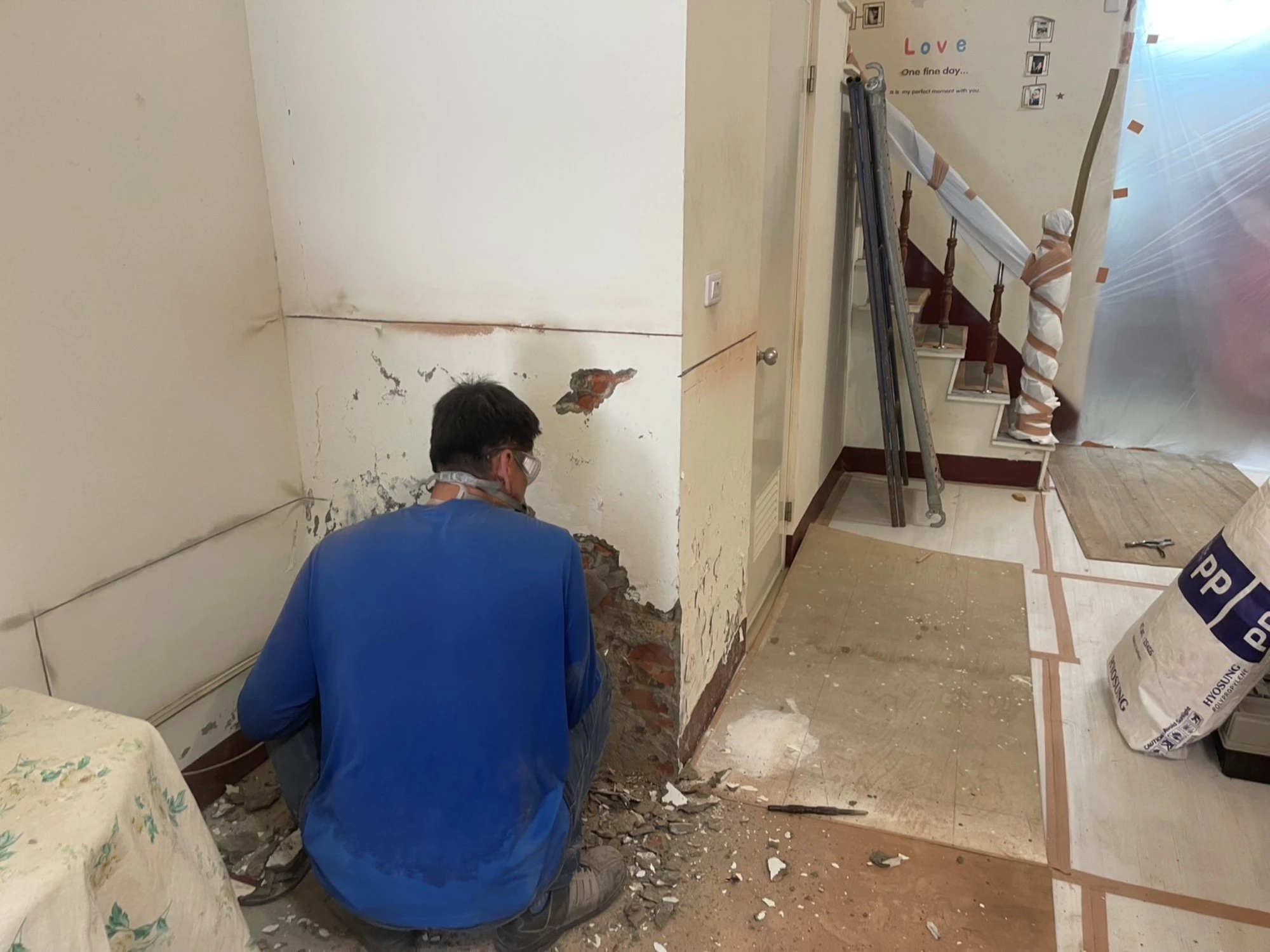 透天住宅局部裝潢拆除、局部牆面.廁所打除施工前、中、後