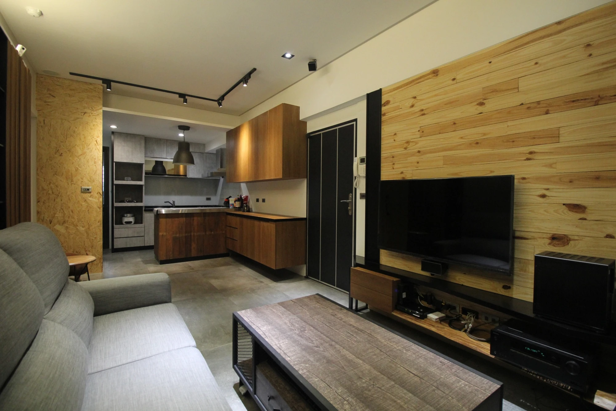 舊屋翻新-輕工業風