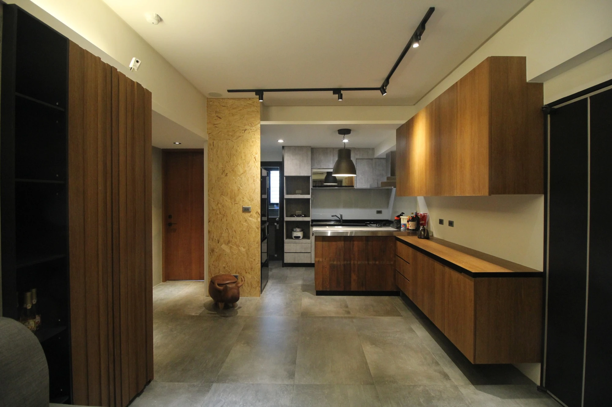 舊屋翻新-輕工業風